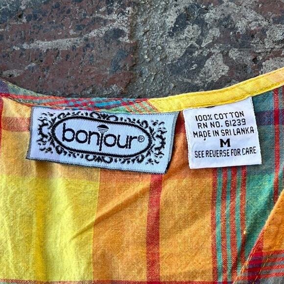 Vintage Bonjour 100% Cotton Plaid Top Sleeveless Size M Tie Front Button Front - Picture 2 of 3